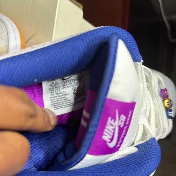 Nike SB Dunk Low Rayssa Leal size 10.5 - Picture 4 of 6